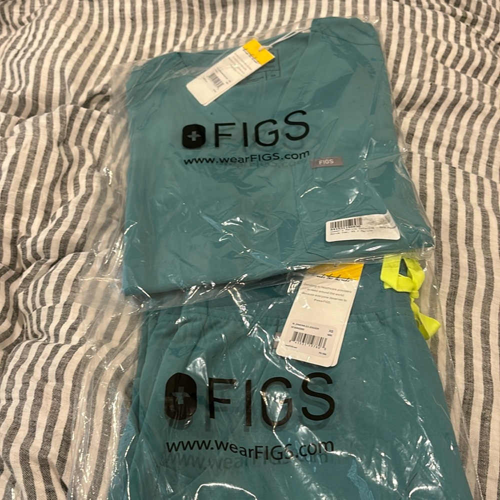 Figs xs set in marine